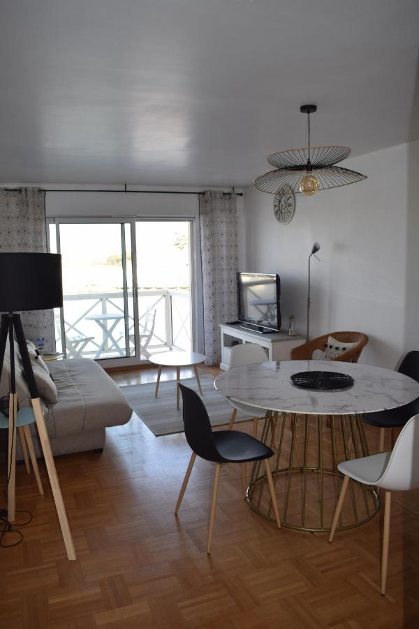 Cote Et Vie - Appartement Et Garage 圣吉尔-克鲁瓦德维 外观 照片